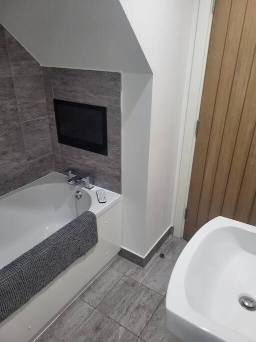 Modern Apartment Nottingham Eksteriør billede